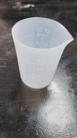 Large Silicone Mixing Cup